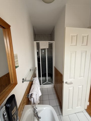 Twin Room · Room 26, photo 5